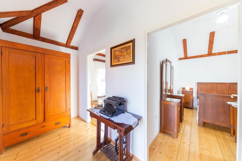 Holiday Home Burba คอมีชา ภายนอก รูปภาพ